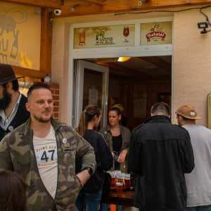 Vínna muška na Pivnom behu